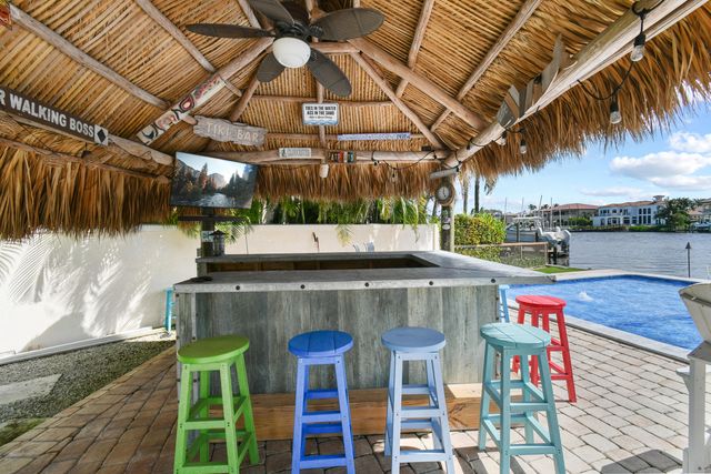 9195 SE Cove Point Street, Jupiter, FL 33469