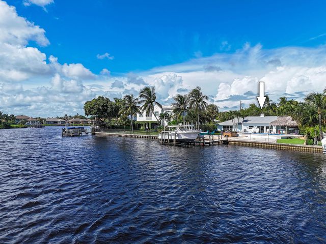 9195 SE Cove Point Street, Jupiter, FL 33469
