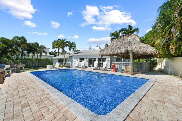 9195 SE Cove Point Street, Jupiter, FL 33469