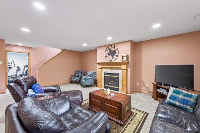11446 Preserve Lane N, Champlin, MN 55316