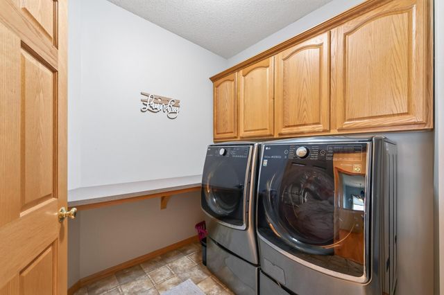 11446 Preserve Lane N, Champlin, MN 55316
