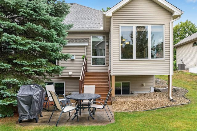 11446 Preserve Lane N, Champlin, MN 55316