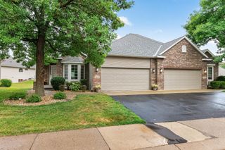 11446 Preserve Lane N, Champlin, MN 55316