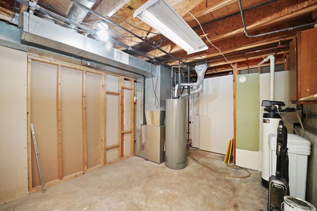 105 Constitution Drive, Poplar Grove, IL 61065