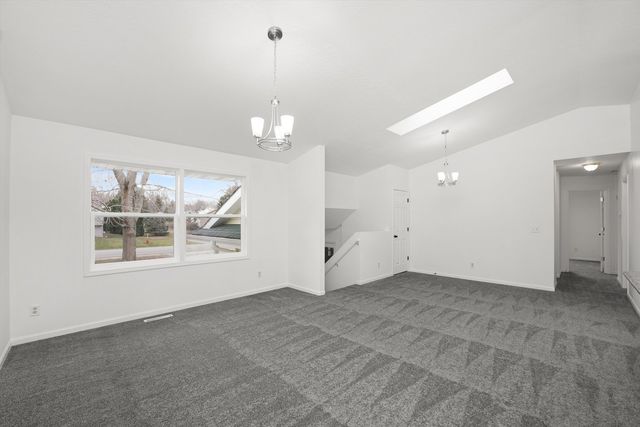 105 Constitution Drive, Poplar Grove, IL 61065