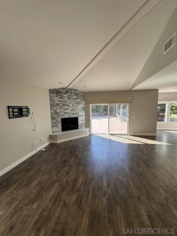 1838 El Jardin Ct, El Cajon, CA 92020