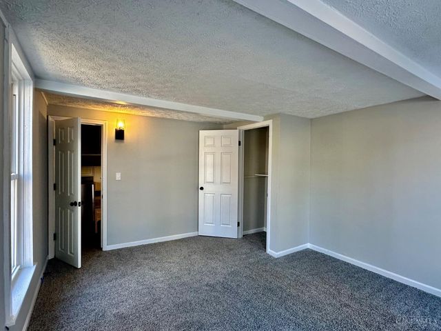 21 Wamsley Avenue, Cleves, OH 45002