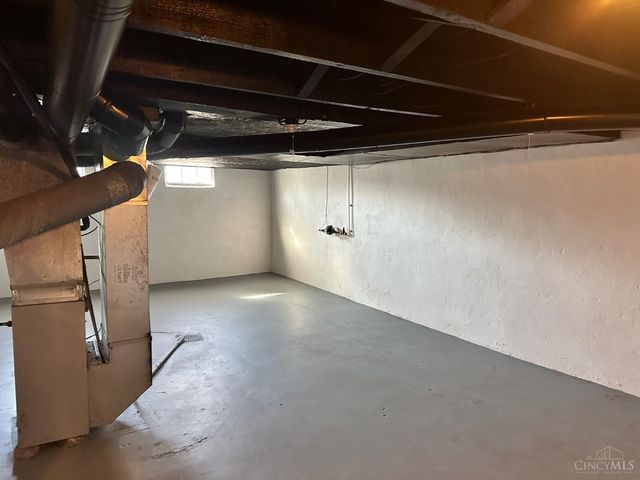 21 Wamsley Avenue, Cleves, OH 45002