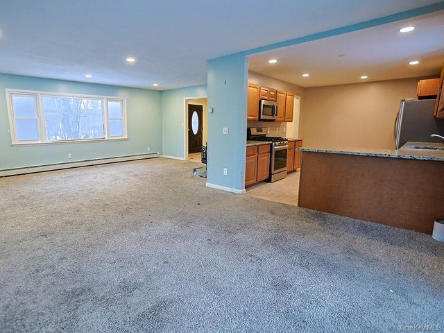 259 Kingston Avenue, Wurtsboro, NY 12790