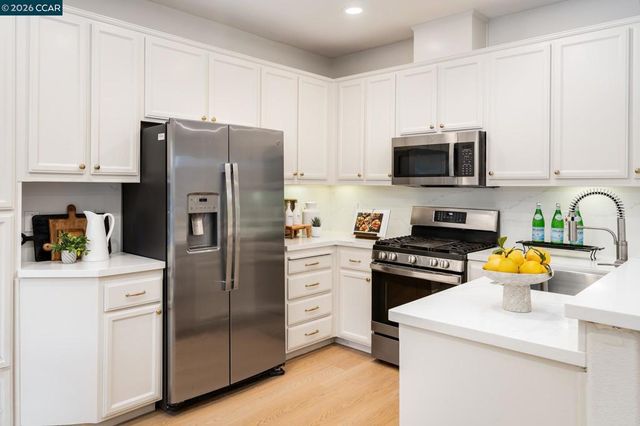 170 Shadowhill Cir, San Ramon, CA 94583