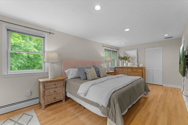 41-A Hunnewell Street, Wellesley, MA 02481