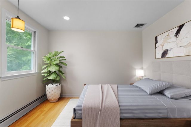 41-A Hunnewell Street, Wellesley, MA 02481