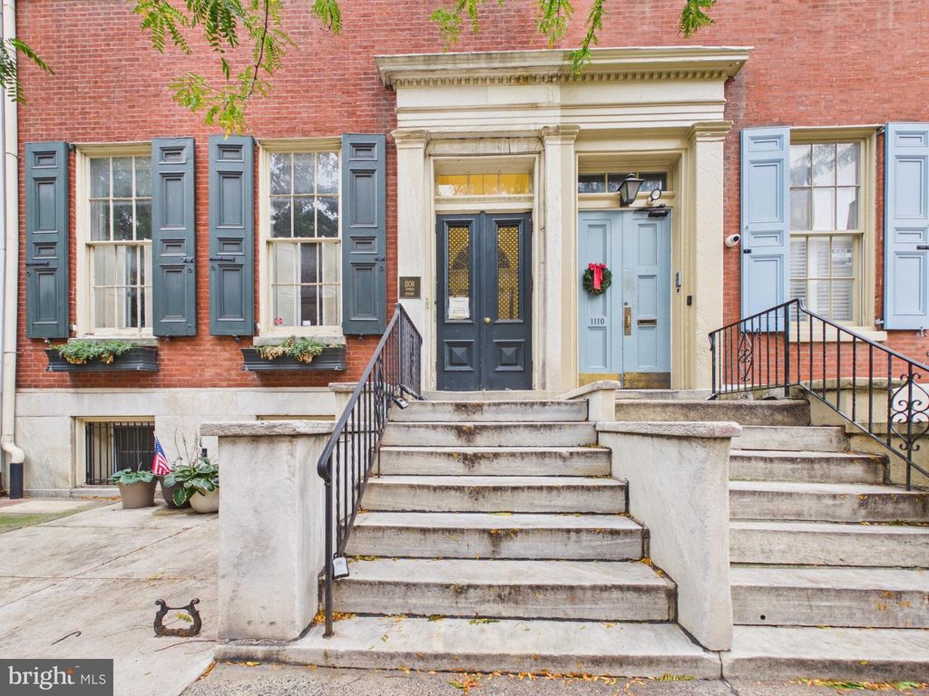 1108 SPRUCE ST ST #3, Philadelphia, PA 19107 — exterior