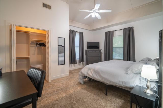 606 W Drew Street B, Houston, TX 77006