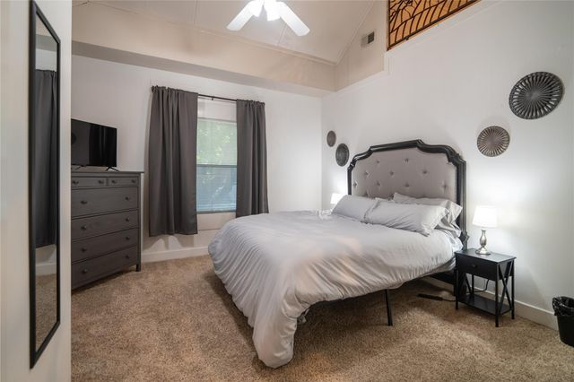 606 W Drew Street B, Houston, TX 77006