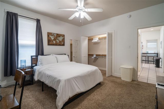 606 W Drew Street B, Houston, TX 77006