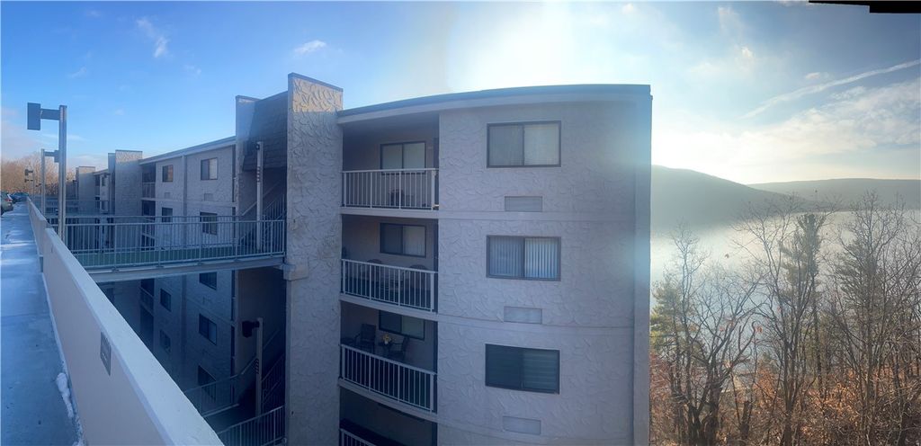 163 Cliffside Drive, South Bristol, NY 14424