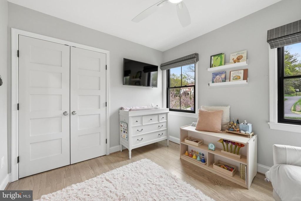 Image 34 of property listing at 10712 LOCKLAND RD, Potomac, MD 20854