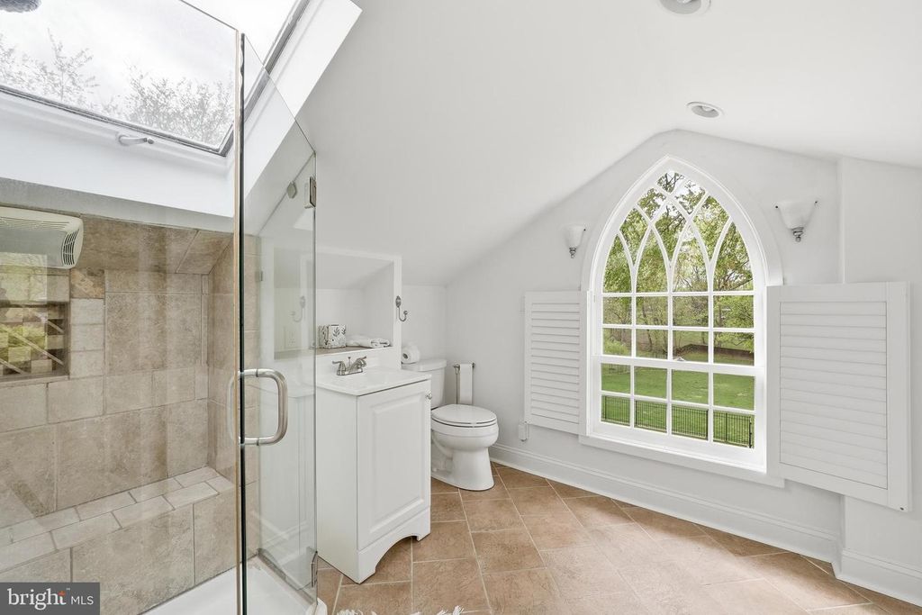 Image 44 of property listing at 10712 LOCKLAND RD, Potomac, MD 20854