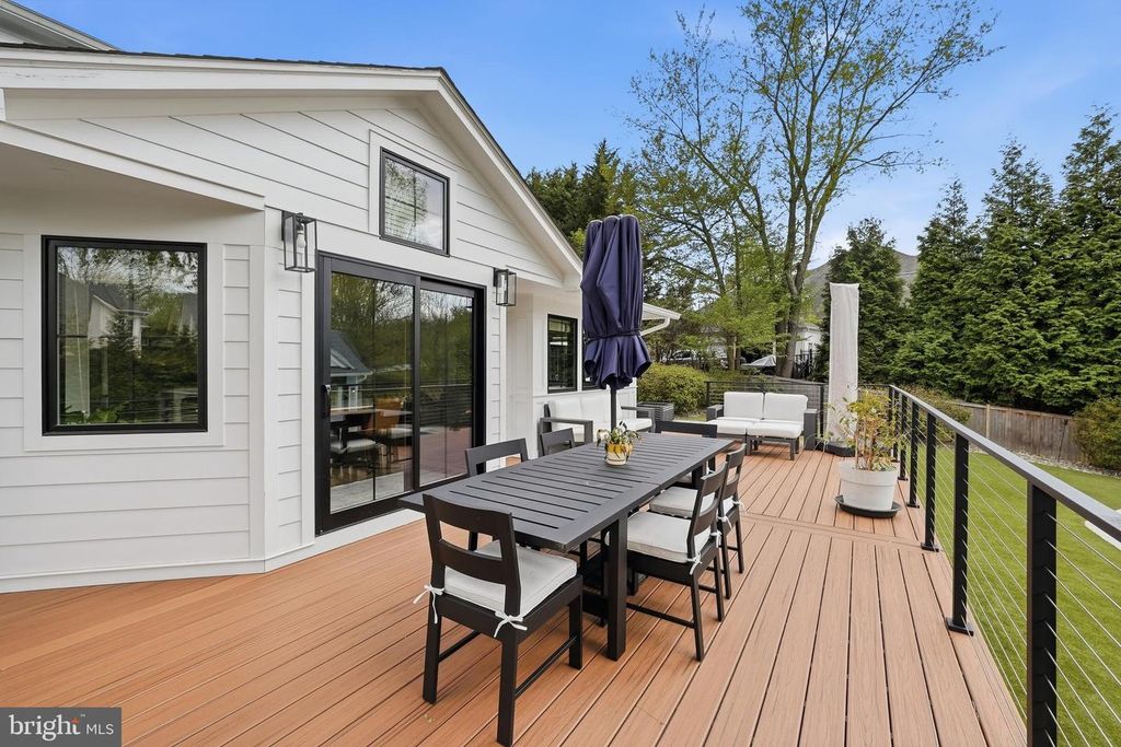 Image 55 of property listing at 10712 LOCKLAND RD, Potomac, MD 20854