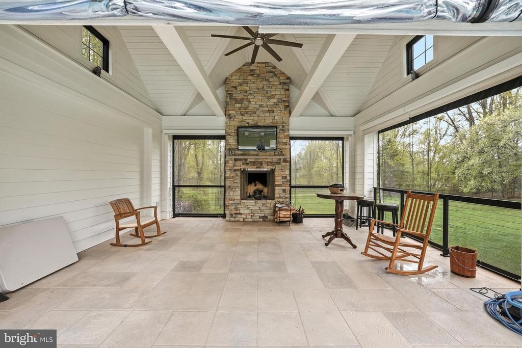 Image 60 of property listing at 10712 LOCKLAND RD, Potomac, MD 20854