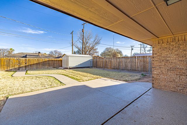 2714 80th Street, Lubbock, TX 79423