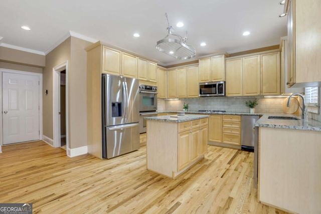 803 Rocky Ridge Court, Canton, GA 30114