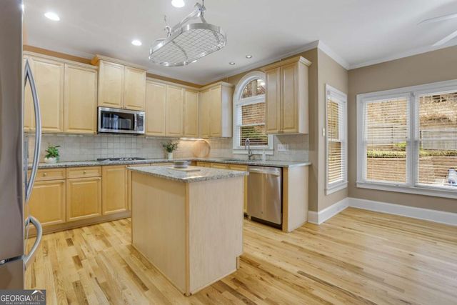 803 Rocky Ridge Court, Canton, GA 30114