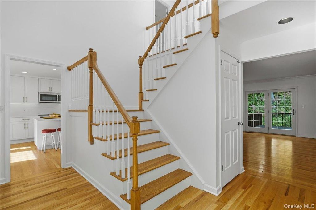 34 Old Town Crossing, Mount Kisco, NY 10549 — photo 5