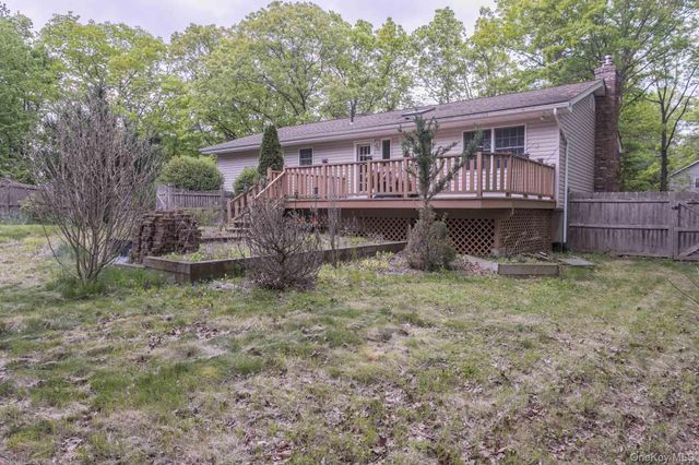 18 Southside Drive, Monroe, NY 10950