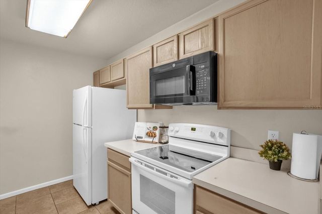 3960 SOUTHPOINTE DRIVE 533, Orlando, FL 32822