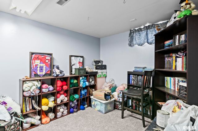 2612 Sandgate Road, Springfield, IL 62702