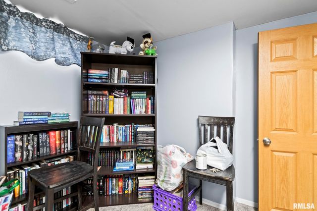 2612 Sandgate Road, Springfield, IL 62702