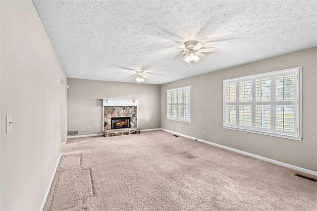 563 School Road, Dallas, GA 30132