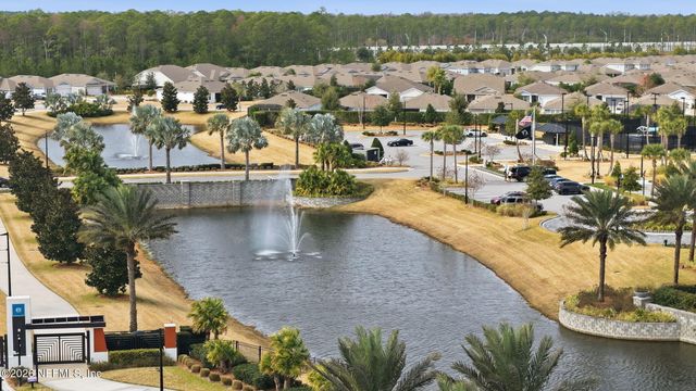 10947 TOWN VIEW Drive, Jacksonville, FL 32256