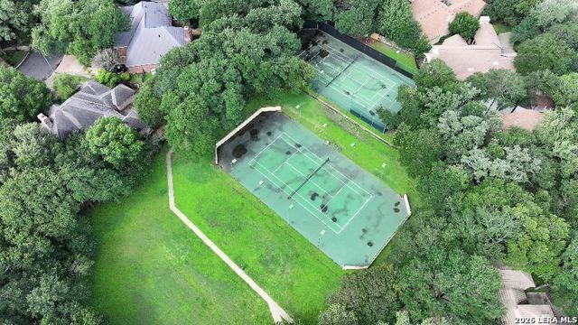 5 Carah Ct, San Antonio, TX 78216