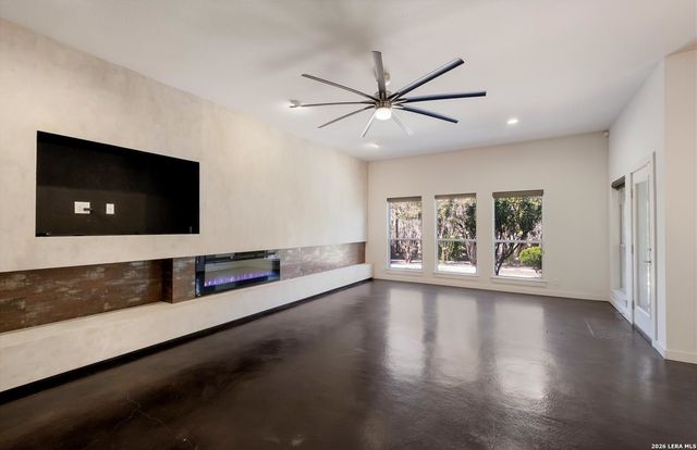 5 Carah Ct, San Antonio, TX 78216