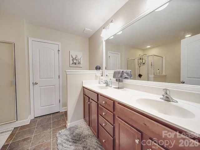 5657 Tipperlinn Way, Charlotte, NC 28173