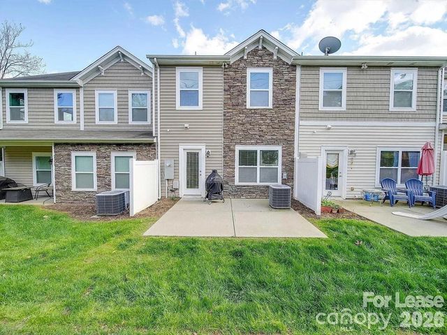 5657 Tipperlinn Way, Charlotte, NC 28173