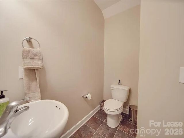 5657 Tipperlinn Way, Charlotte, NC 28173