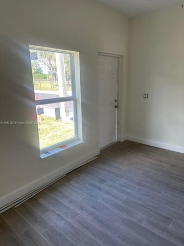 401 NW 12th Ave, Boynton Beach, FL 33435