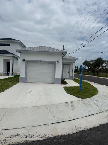 401 NW 12th Ave, Boynton Beach, FL 33435