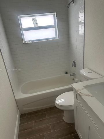 401 NW 12th Ave, Boynton Beach, FL 33435