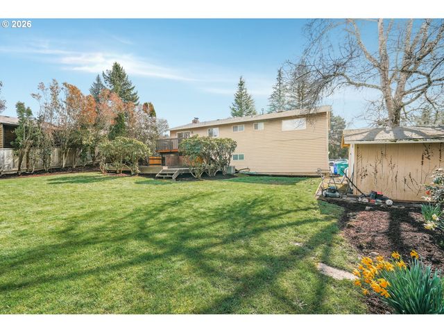 1829 Sw 17TH St, Gresham, OR 97080