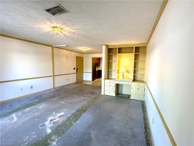 2023 N Main Street B, Mount Airy, NC 27030