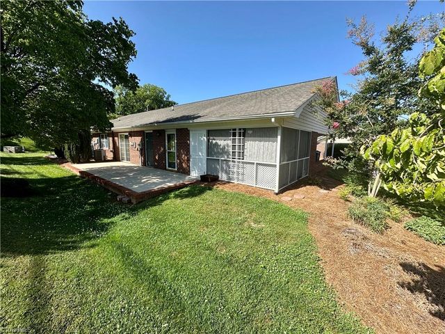 2023 N Main Street B, Mount Airy, NC 27030
