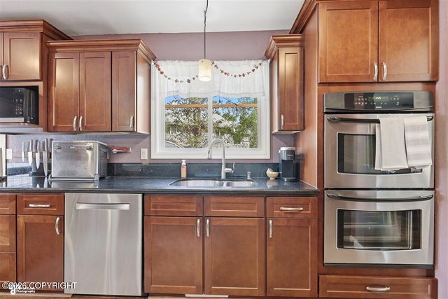 2521 Maylen Circle, Anchorage, AK 99516
