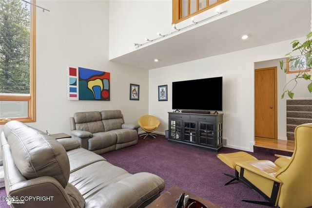 2521 Maylen Circle, Anchorage, AK 99516