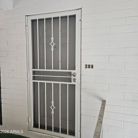 2575 W BERRIDGE Lane D209, Phoenix, AZ 85017