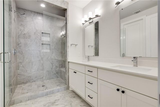 3905 Vantage DR, Austin, TX 78731